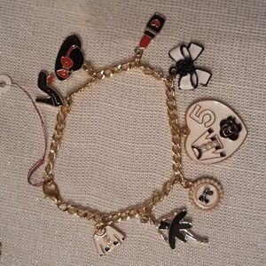 Anklet or bracelet